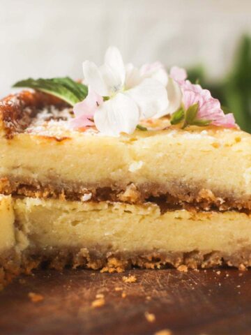 Cinnamon Toast Crunch cheesecake thumbnail picture.